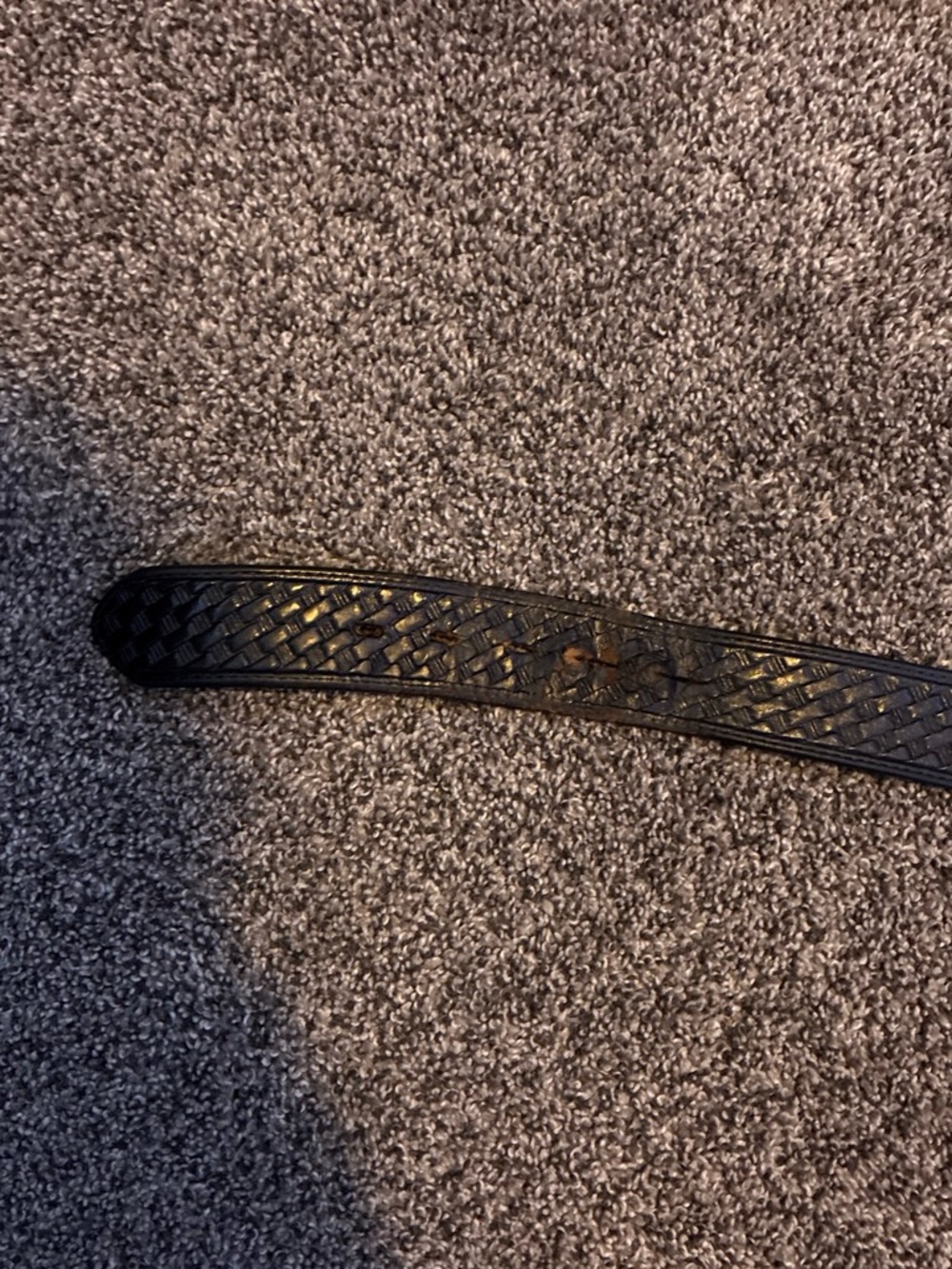 Black Reptile Habitat Accessory - Durable Textured Strap